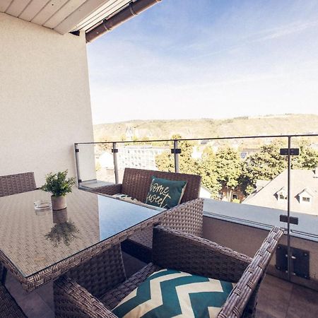 Design Apartment Zentral Fuer 6 In Andernach: Ausblick, Wifi, Kueche Dış mekan fotoğraf